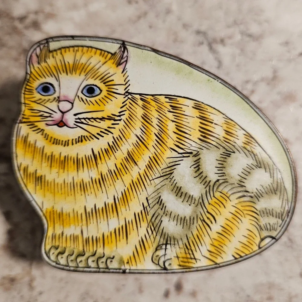 N/A cat trinket
